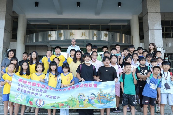 第四區「在地特色」當東方遇到西方-餐桌禮儀與手做烘焙(一)-活動成果分享-112年11月02日